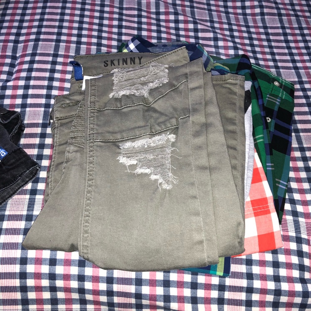 H&M skinny jeans ripped